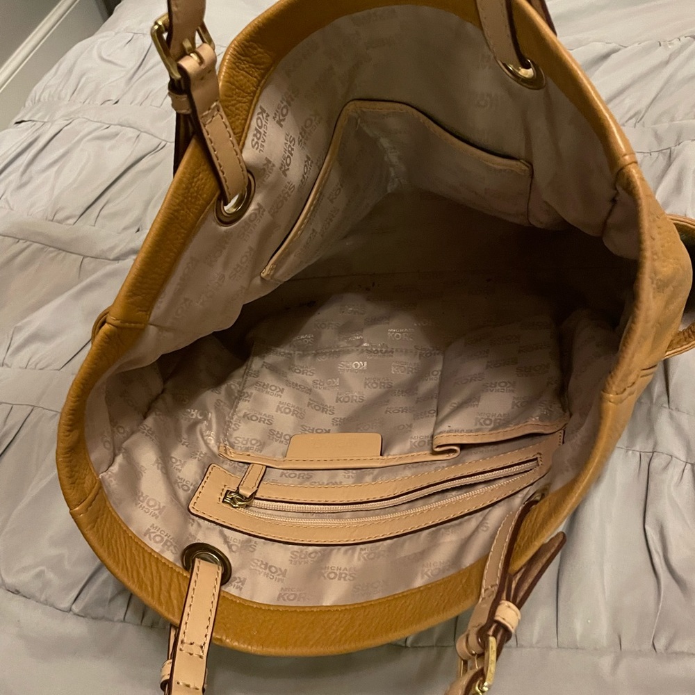 Michael Kors shoulder bag purse - Picture 2 of 2